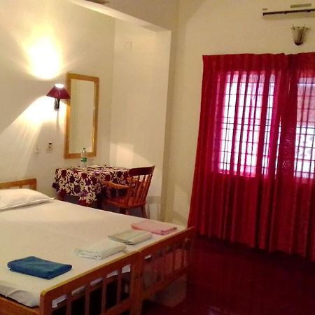 Vintage Inn Kochi Esterno foto