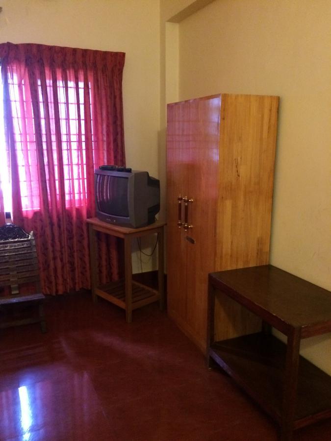 Vintage Inn Kochi Esterno foto